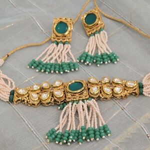Sea-green And Pearls Intricate Gold Necklace With Matching Earrings